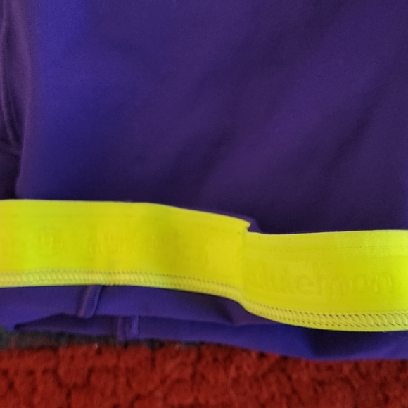 Lululemon Ruffled Reflective Biker Shorts - Picture 4 of 6